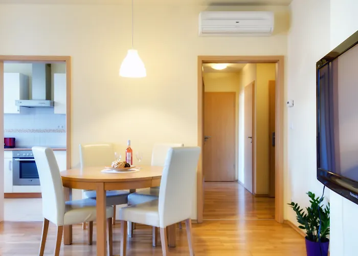 Trendy Deluxe Apartments